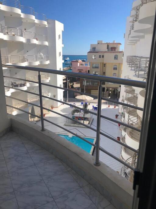 Apartment Elegant Sea View *
